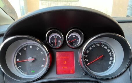 Opel Astra J, 2011 год, 650 000 рублей, 10 фотография