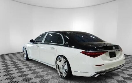 Mercedes-Benz Maybach S-Класс, 2022 год, 20 000 000 рублей, 3 фотография