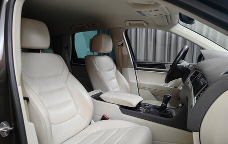 Volkswagen Touareg III, 2016 год, 2 555 000 рублей, 8 фотография