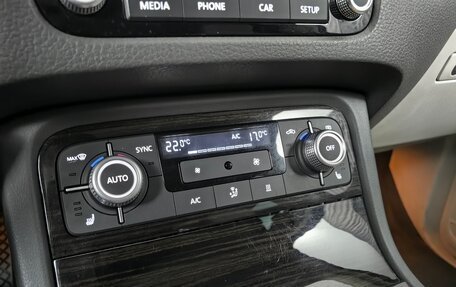 Volkswagen Touareg III, 2016 год, 2 555 000 рублей, 18 фотография