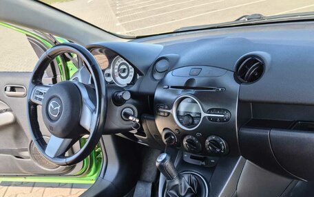 Mazda 2 III, 2009 год, 530 000 рублей, 2 фотография