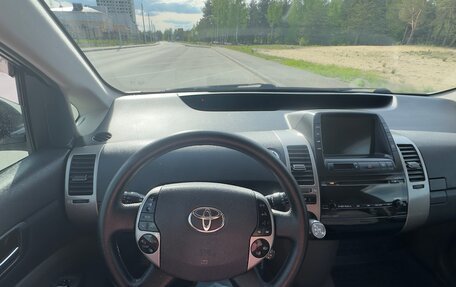Toyota Prius, 2008 год, 670 000 рублей, 21 фотография