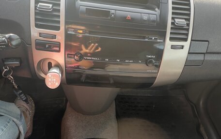 Toyota Prius, 2008 год, 670 000 рублей, 23 фотография