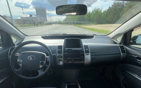 Toyota Prius, 2008 год, 670 000 рублей, 27 фотография