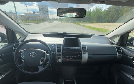 Toyota Prius, 2008 год, 670 000 рублей, 25 фотография