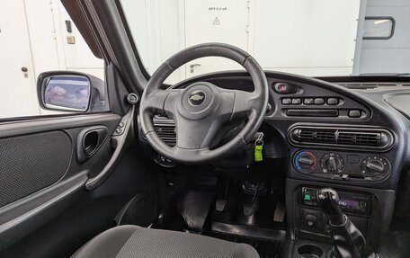 Chevrolet Niva I рестайлинг, 2016 год, 725 000 рублей, 11 фотография