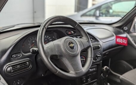 Chevrolet Niva I рестайлинг, 2016 год, 725 000 рублей, 6 фотография