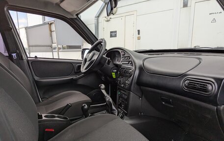 Chevrolet Niva I рестайлинг, 2016 год, 725 000 рублей, 21 фотография