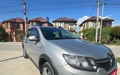 Renault Sandero II рестайлинг, 2015 год, 790 000 рублей, 1 фотография