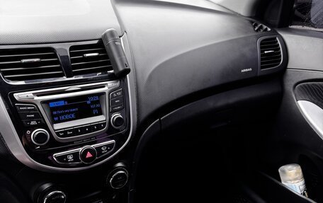 Hyundai Solaris II рестайлинг, 2012 год, 920 000 рублей, 14 фотография