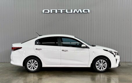 KIA Rio IV, 2021 год, 1 547 000 рублей, 4 фотография