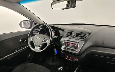 KIA Rio III рестайлинг, 2015 год, 1 050 000 рублей, 20 фотография