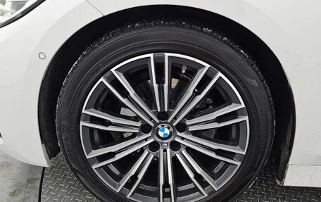 BMW 3 серия, 2021 год, 2 900 000 рублей, 9 фотография
