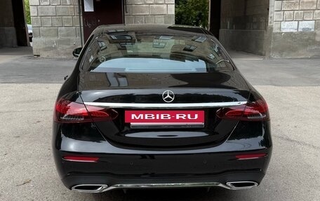 Mercedes-Benz E-Класс, 2021 год, 5 500 000 рублей, 5 фотография