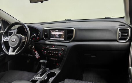 KIA Sportage IV рестайлинг, 2021 год, 2 598 000 рублей, 13 фотография