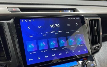 Toyota RAV4, 2018 год, 2 580 000 рублей, 14 фотография