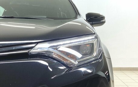 Toyota RAV4, 2018 год, 2 580 000 рублей, 8 фотография
