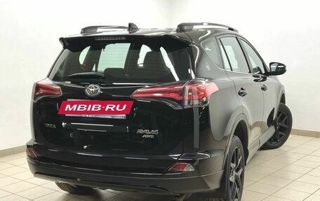 Toyota RAV4, 2018 год, 2 580 000 рублей, 4 фотография