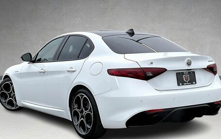 Alfa Romeo Giulia II, 2022 год, 4 639 689 рублей, 2 фотография