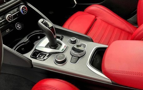 Alfa Romeo Giulia II, 2022 год, 4 639 689 рублей, 18 фотография