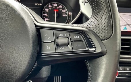 Alfa Romeo Giulia II, 2022 год, 4 639 689 рублей, 20 фотография