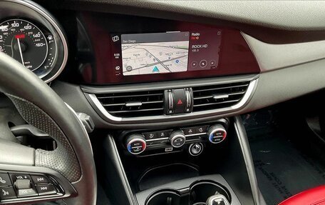Alfa Romeo Giulia II, 2022 год, 4 639 689 рублей, 11 фотография