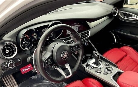 Alfa Romeo Giulia II, 2022 год, 4 639 689 рублей, 12 фотография