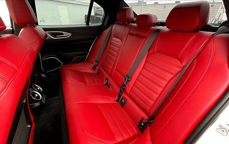 Alfa Romeo Giulia II, 2022 год, 4 639 689 рублей, 27 фотография