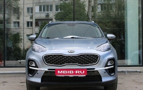 KIA Sportage IV рестайлинг, 2020 год, 2 550 000 рублей, 2 фотография