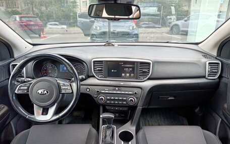 KIA Sportage IV рестайлинг, 2020 год, 2 550 000 рублей, 11 фотография