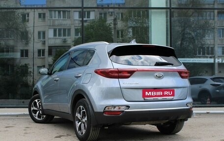 KIA Sportage IV рестайлинг, 2020 год, 2 550 000 рублей, 7 фотография