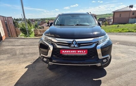 Mitsubishi Pajero Sport III рестайлинг, 2018 год, 3 120 000 рублей, 5 фотография