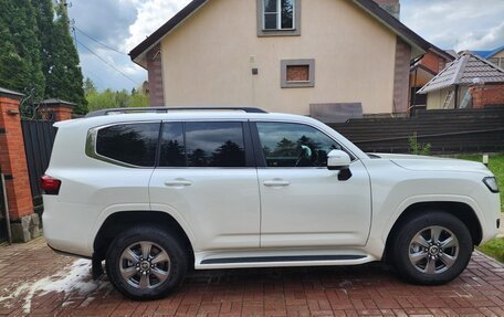 Toyota Land Cruiser, 2022 год, 10 500 000 рублей, 3 фотография