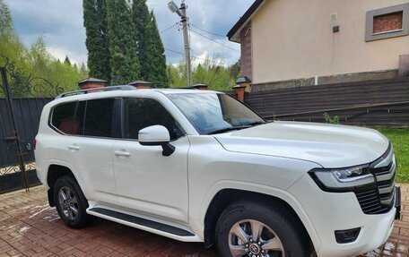 Toyota Land Cruiser, 2022 год, 10 500 000 рублей, 2 фотография