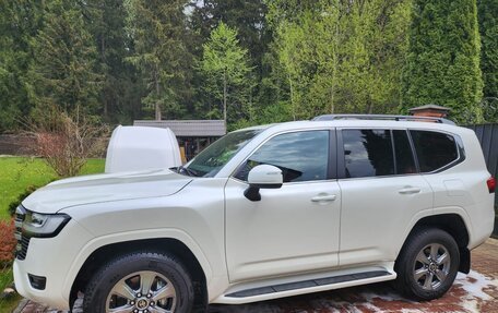 Toyota Land Cruiser, 2022 год, 10 500 000 рублей, 9 фотография