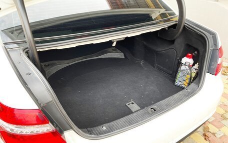 Mercedes-Benz E-Класс, 2011 год, 2 350 000 рублей, 12 фотография
