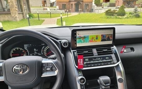 Toyota Land Cruiser, 2022 год, 10 500 000 рублей, 24 фотография