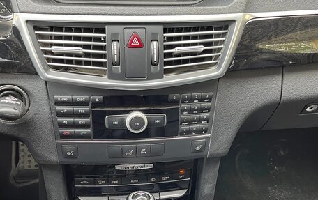 Mercedes-Benz E-Класс, 2011 год, 2 350 000 рублей, 18 фотография