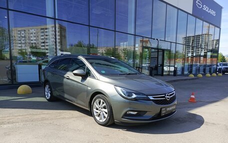 Opel Astra K, 2018 год, 1 372 800 рублей, 3 фотография