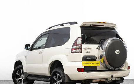 Toyota Land Cruiser Prado 120 рестайлинг, 2007 год, 2 399 000 рублей, 6 фотография