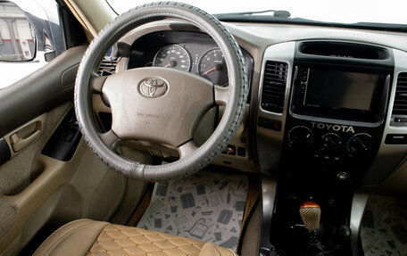 Toyota Land Cruiser Prado 120 рестайлинг, 2007 год, 2 399 000 рублей, 12 фотография
