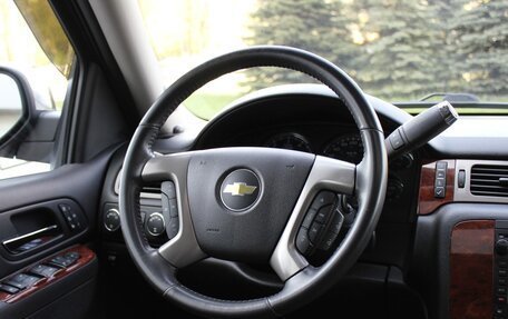 Chevrolet Tahoe III, 2012 год, 2 930 000 рублей, 9 фотография