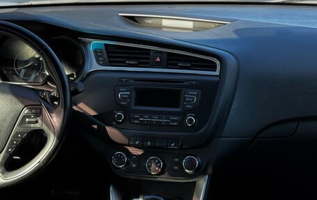 KIA cee'd III, 2015 год, 1 249 000 рублей, 21 фотография