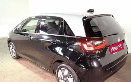 Honda Fit, 2020 год, 1 280 000 рублей, 2 фотография