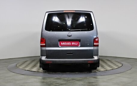 Volkswagen Caravelle T5, 2011 год, 1 757 000 рублей, 6 фотография