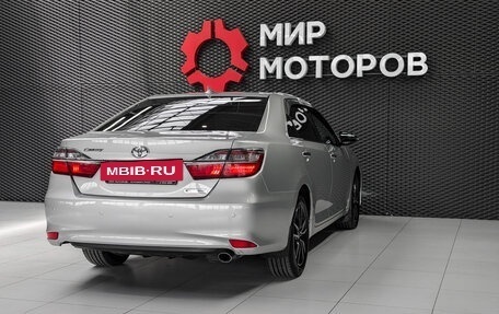 Toyota Camry, 2017 год, 2 399 000 рублей, 15 фотография