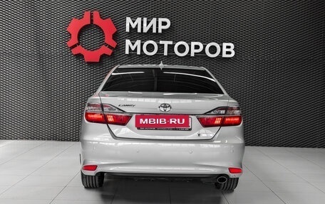 Toyota Camry, 2017 год, 2 399 000 рублей, 14 фотография