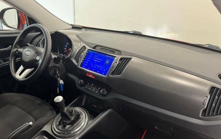 KIA Sportage III, 2010 год, 1 095 000 рублей, 13 фотография