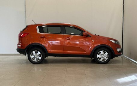 KIA Sportage III, 2010 год, 1 095 000 рублей, 11 фотография
