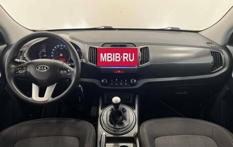 KIA Sportage III, 2010 год, 1 095 000 рублей, 16 фотография